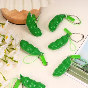 Squeeze bean keychains, edamame and peanut button buckle tension toys, children's and adult gifts, button rings, decorations, party supplies