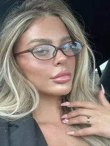 Women's Oval Anti-Blue Light Glasses, Casual Style Metal Frame, Thickened Lens, Premium Hinge, Perfect for Commuting, Fashionable Frames Glasses