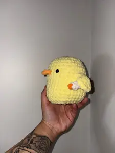 Crocheted Chick with Joint