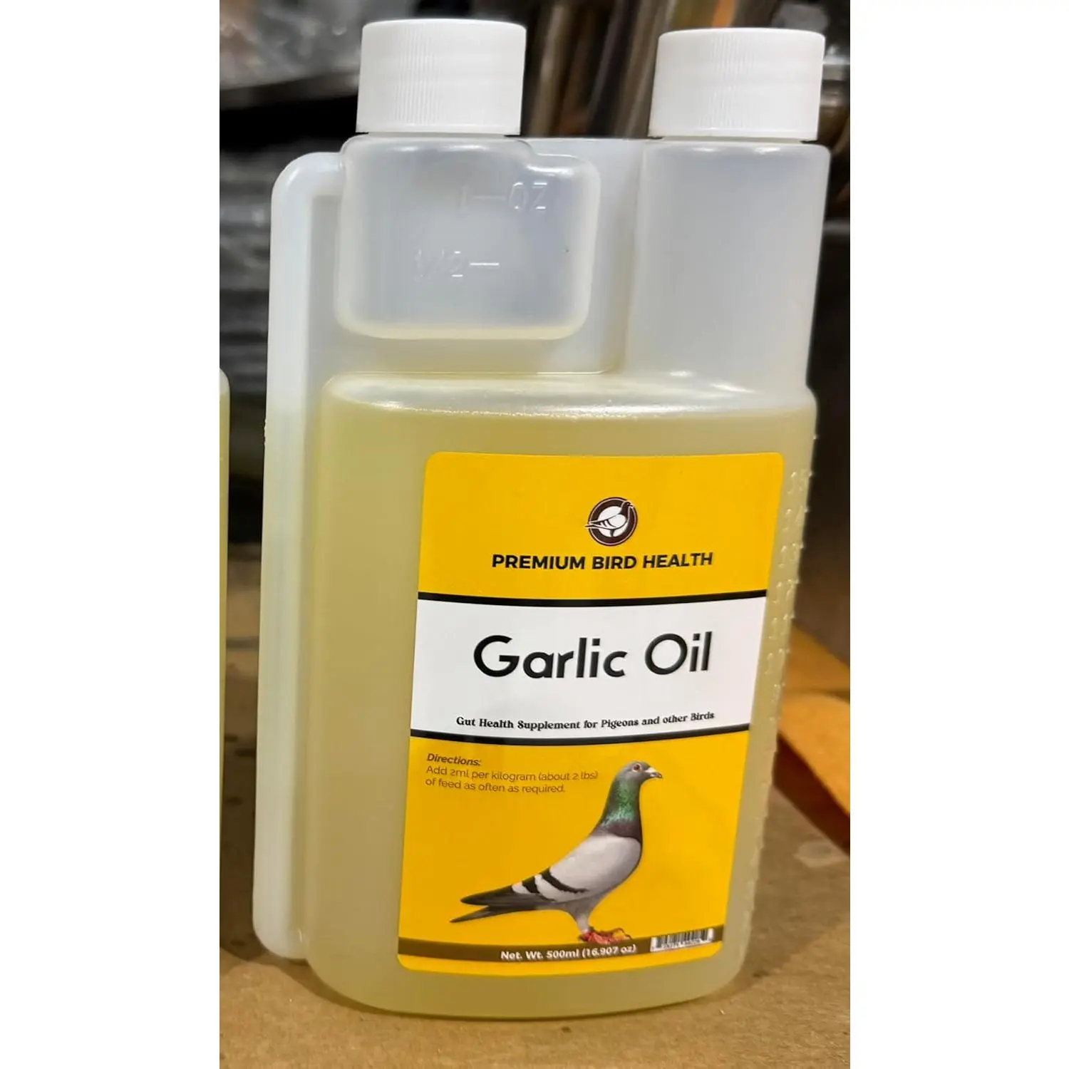 FARMALAB Premium Garlic Oil Bird Healthcare Supplement for Pigeons, 16oz Natural Oregano-Coconut Oil Blend, 24-Month Shelf Life, Ideal for Feeding
