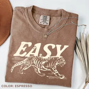 Comfort Colors Easy Tiger Graphic Tee, Retro Vintage Tiger Shirt, Unisex Oversized Boho Aesthetic T-Shirt, Style Top fit soft