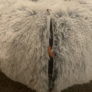 Product Review of Winter Warm Pet Bed, 2 in 1 Foldable Cat Tunnel Cat Bed, Warm Plush Cat Bed with Hanging Ball & Tunnel Buckle, Pet Supplies for Indoor Outdoor Use from s**4