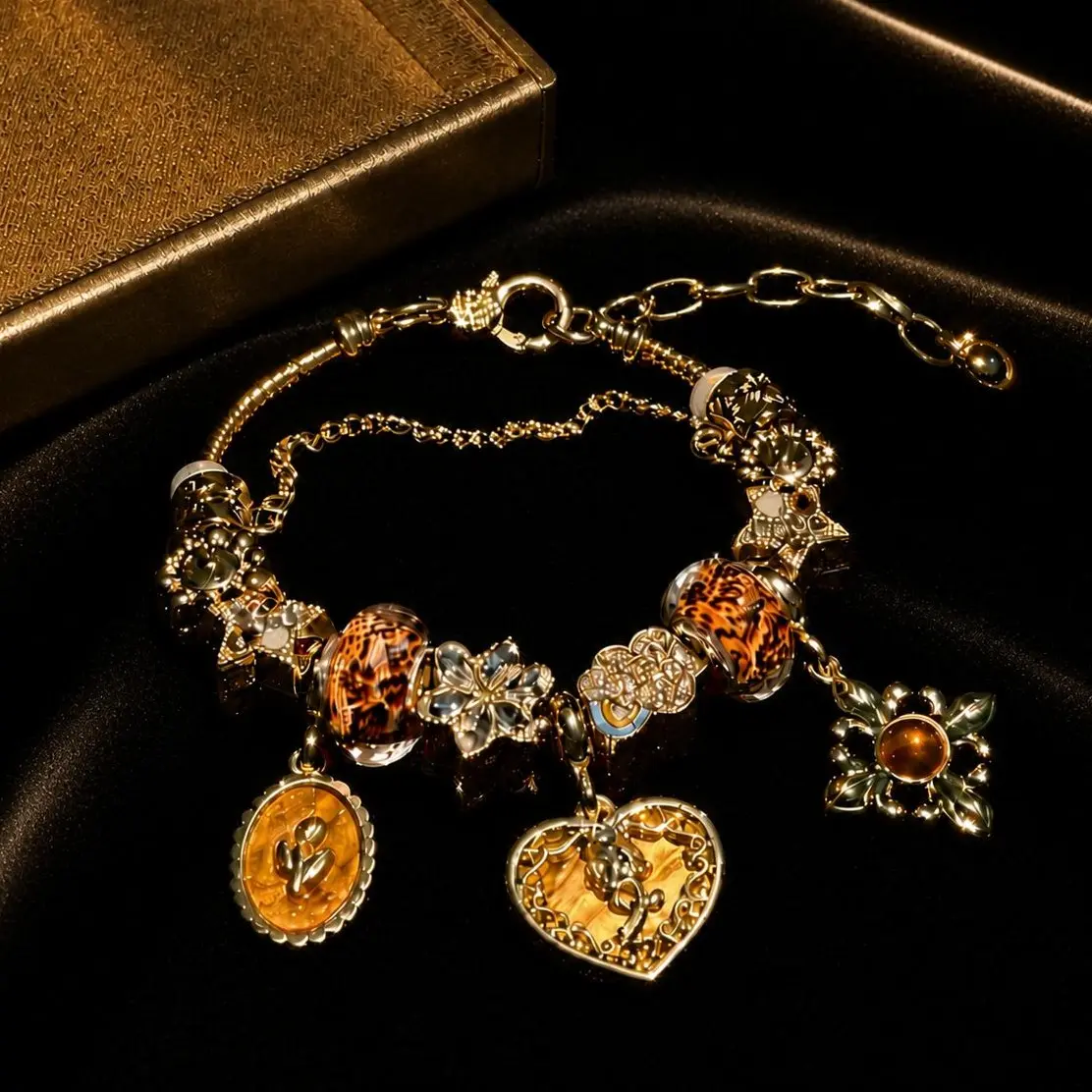 Gold Leopard Print Beaded Charm Bracelet for Women, Vintage Heart Pendant & Crystal Flower Charms, Gift for Her