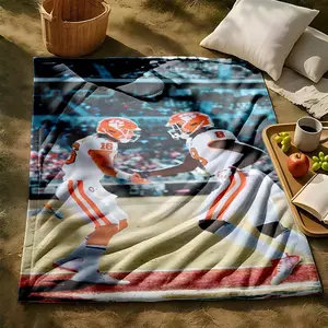 1 piece Clemson University football team on-field coordination moment themed flannel blanket - Super soft fluffy flannel blanket, suitable for sofas and beds, all-season use, modern design, digital printing, 100% polyester material, machine