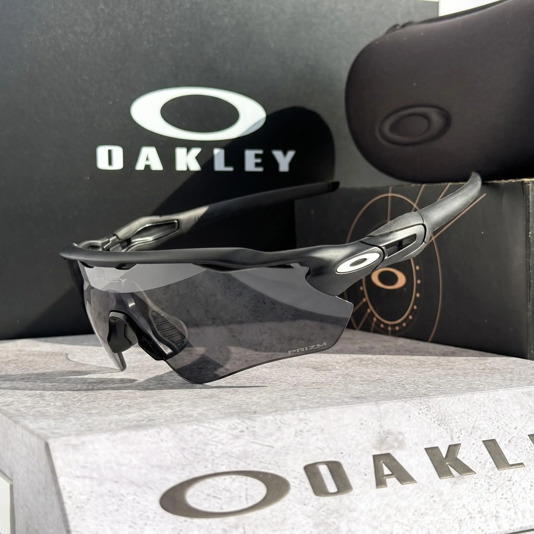 Oakley Premium Wraparound Sports Sunglasses, UV400 Protection Cycling Running Driving Outdoor Eyewear for Men and Women, Lightweight Performance Sun Glasses