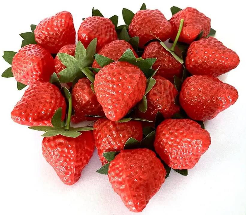 18PCS Plastic Artificial Red Strawberries Fake Lifelike Simulation Realistic Strawberry Artificial Fruits Decoration Photography Prop for Home Kitchen Decoration