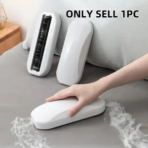 Portable Table Crumb Sweeper, Reusable Debris Brush for Easy Cleaning, Convenient Tool for Carpets and Tablecloths, Compact Design for Home Use