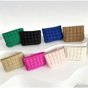 Solid Color Quilted Design Clutch Puff Makeup Bag Large Capacity Travel Storage Soft Checkered Puffy Bag for Women Toiletry Cute Puffer Organizer Pouch Storages in Black Blue Brown Green White Pink