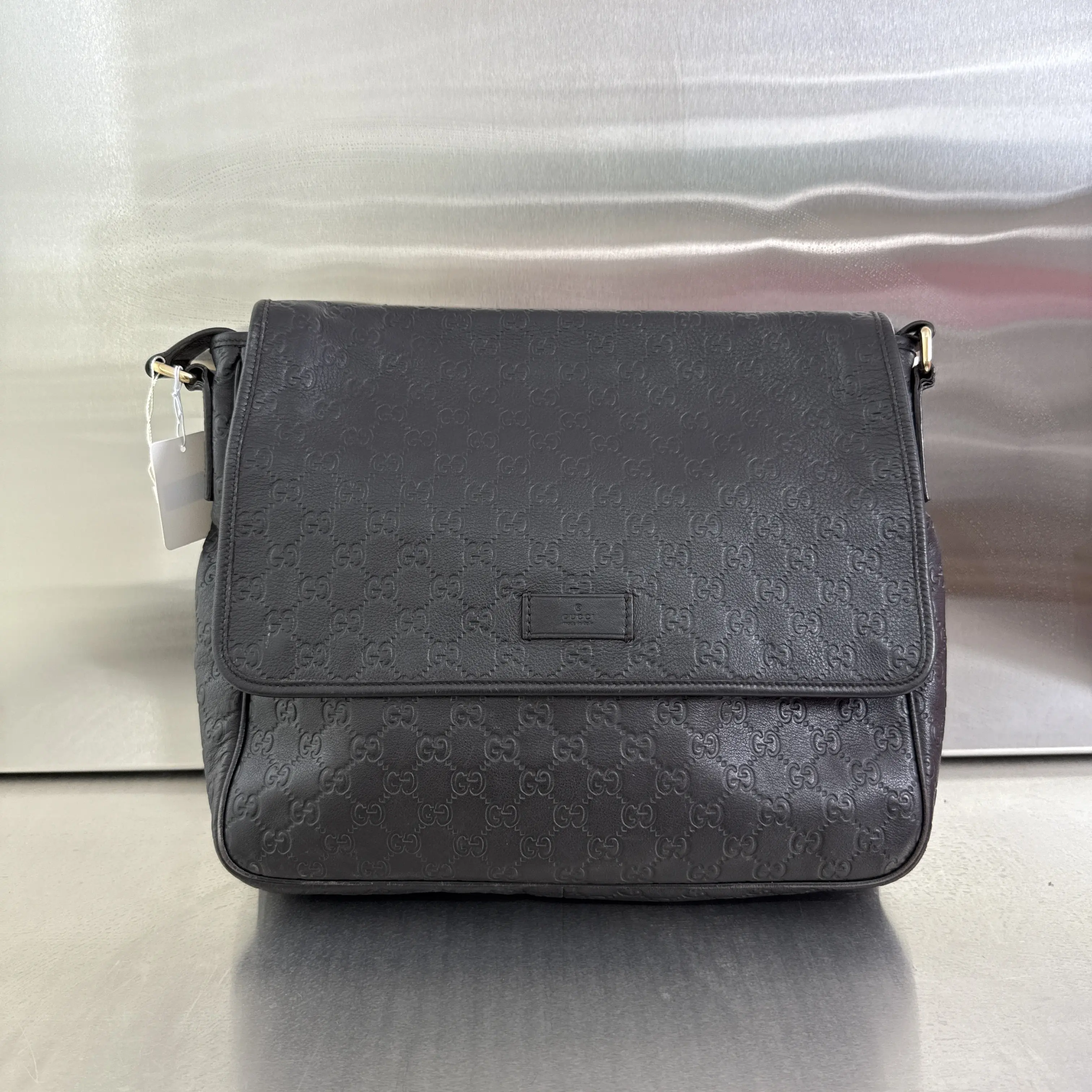 Pre-owned Calfskin Crossbody Bags Gucci Black Guccissima Leather Messenger Bag