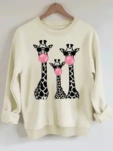 Women's Giraffe Print Round Neck Sweatshirt, Casual Pullover, All-Season Comfort, Versatile Daily Wear, Durable Fabric