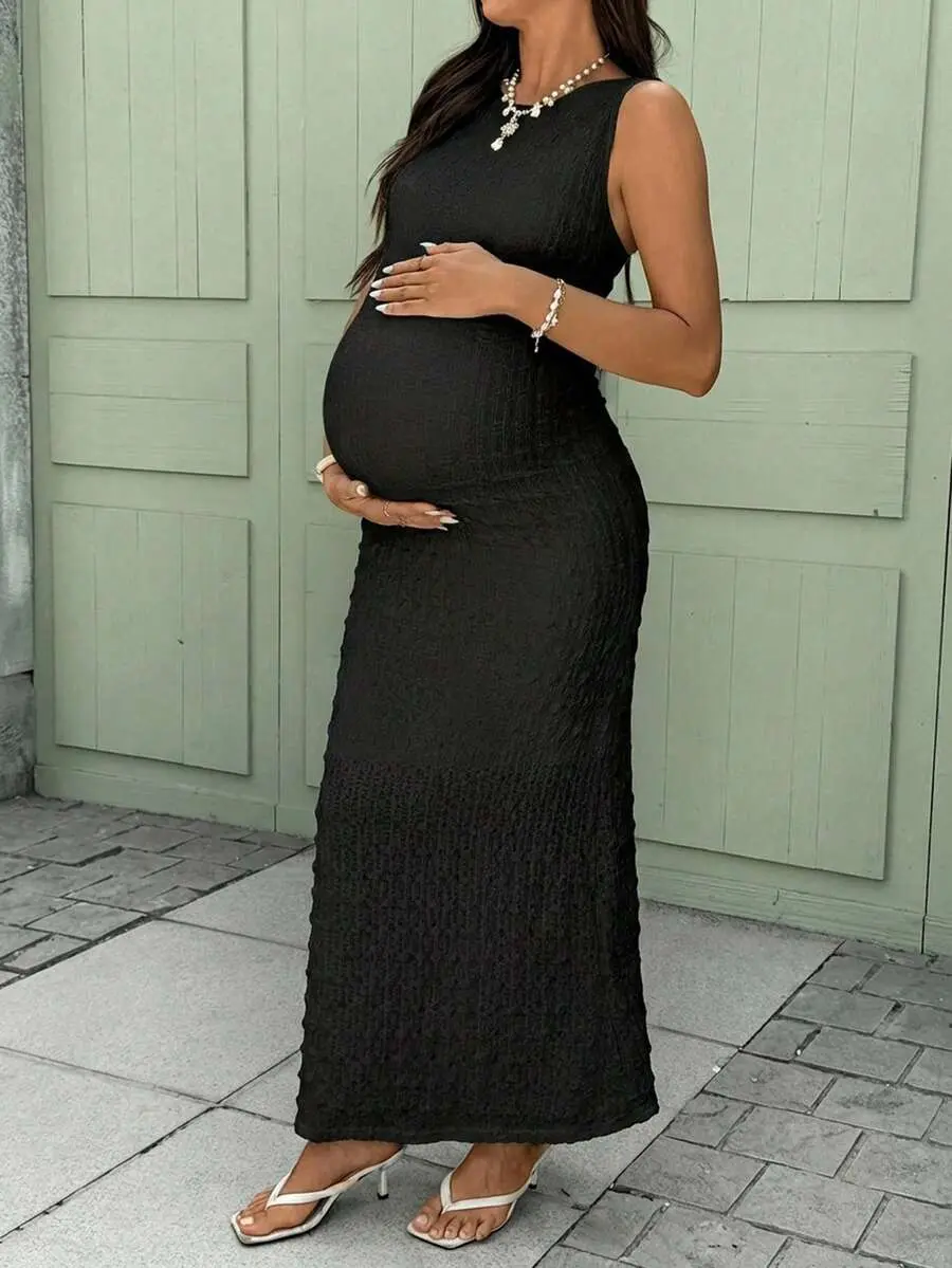 green emerald velvet dress Maternity Nova Chiffon Floral Print Dress main image 1