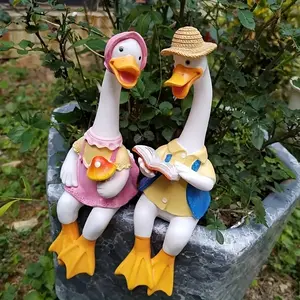 Creative New Cute Duck Resin Craft Pair, Living Room Office Desk Decoration Ornament, No Precious Metal Plating, Ca Prop 65 Compliant