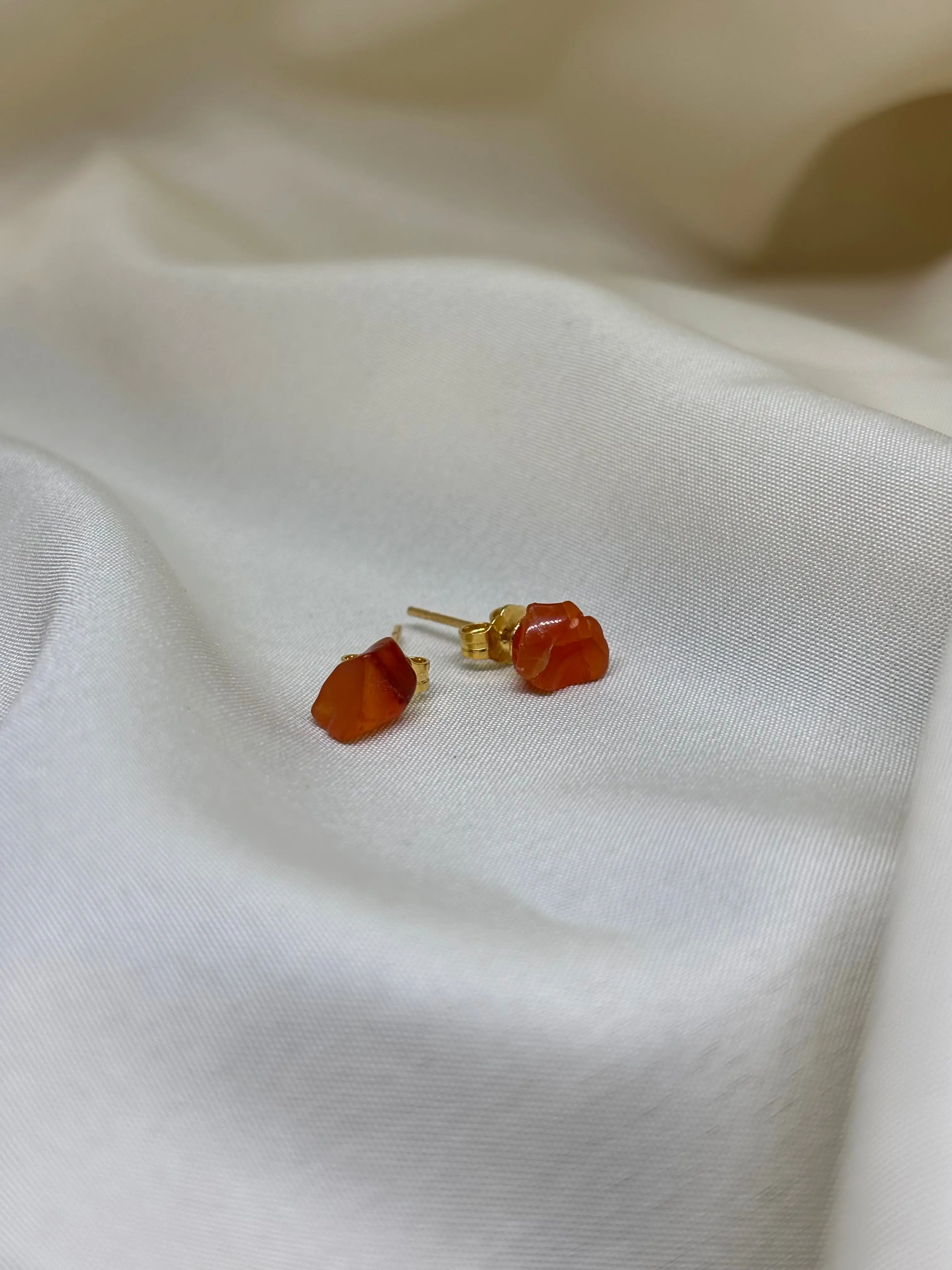 Carnelian studs