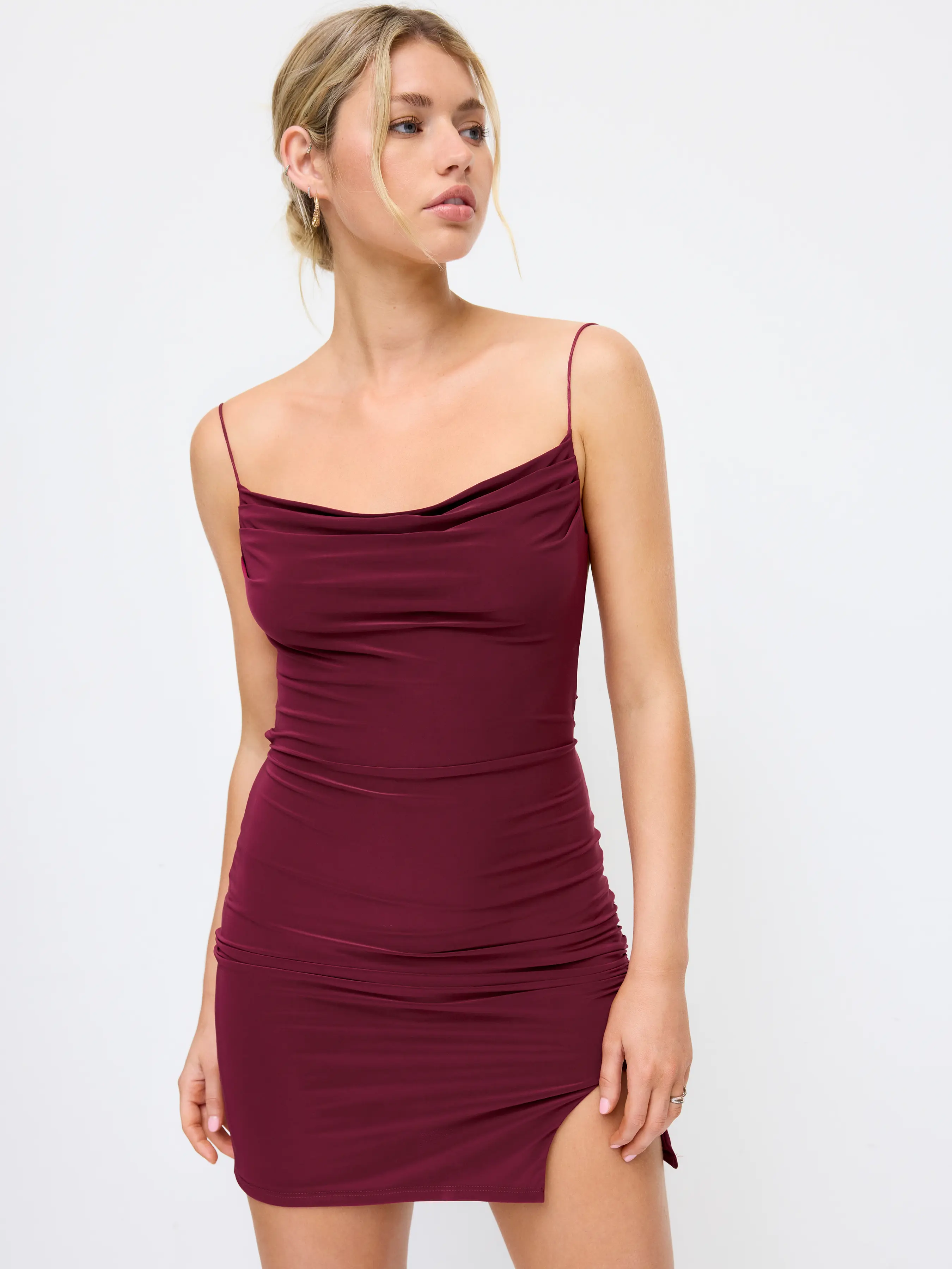 Cider Women's Casual Solid Bodycon Mini Dress with Cowl Neck, Ruched Side Split and Knotted Backless Detail, Sleeveless
