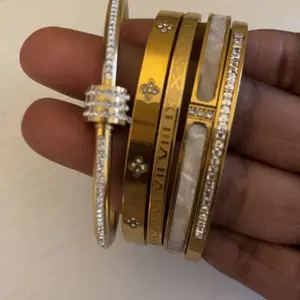 Elegant Stainless Steel Bangle Set, Trendy Stack Bangle, 5-Piece Fashionable Bracelet Classic Design, Perfect for Daily Wear & Special Occasions