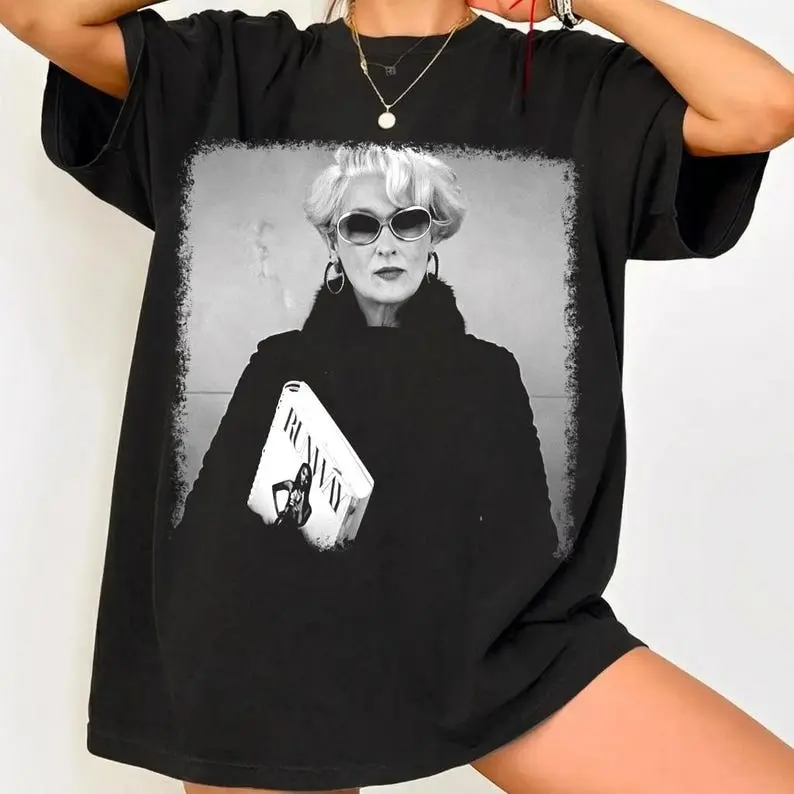 Comfort Colors Miranda Priestly Shirt, Retro Devil Wears Shirt, Fashion Boss Lady Graphic Tee, Unisex T-shirt, Gift For Fan Lovers