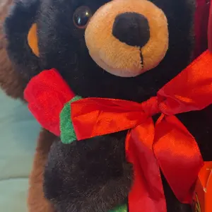 Valentine Gifts Teddy Bear with Rose Highland Cow Plush Animal Cute Plush Stuffed Animal Bear Valentines Gift for Boyfriend Girlfriend Wife Husband Galentines Birthday Wedding Anniversary Romantic Gift