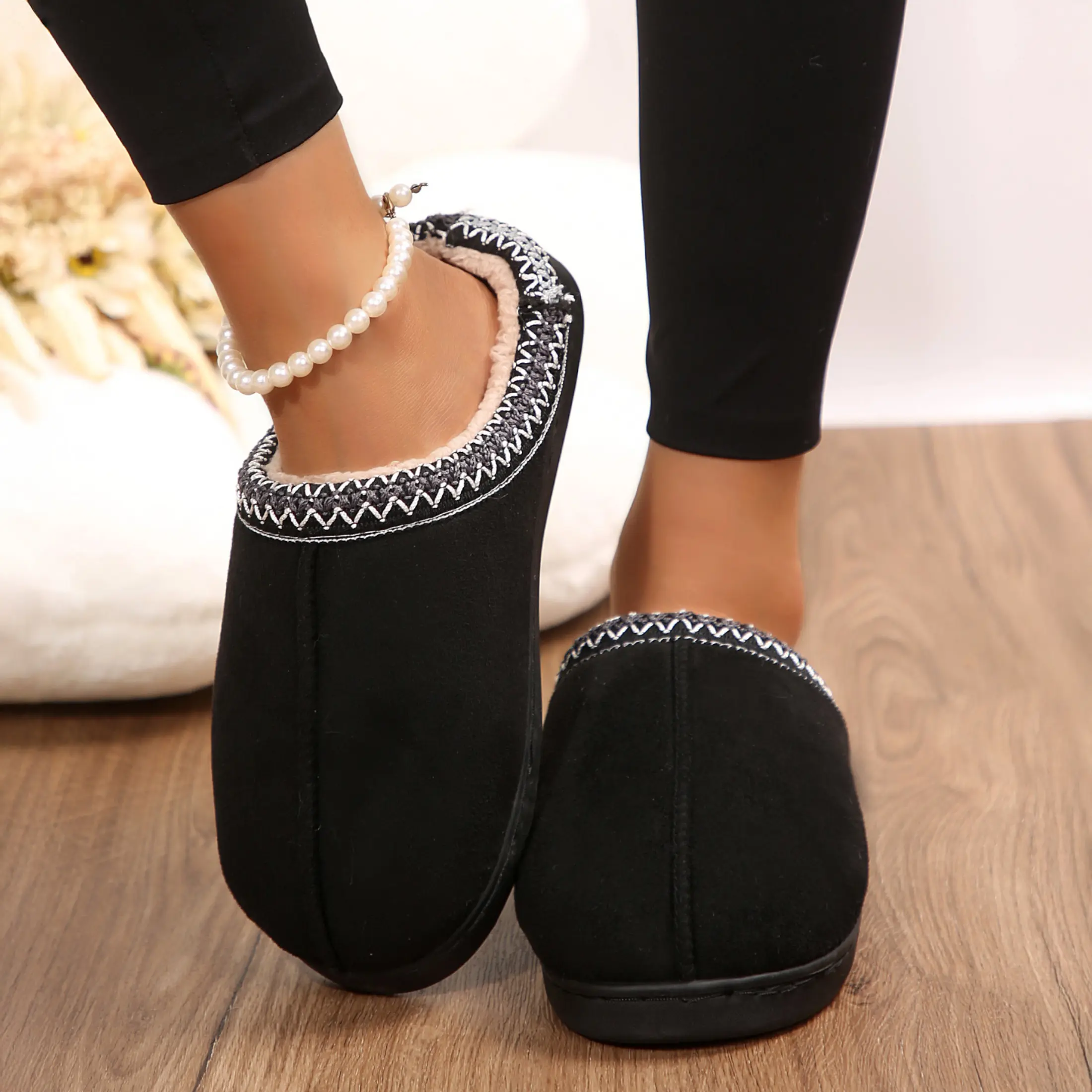 Women's Plush Lined Winter Warm Home Fleece Slippers Non-Slip Round Toe Mini Snow Boots Indoor Outdoor Shoes
