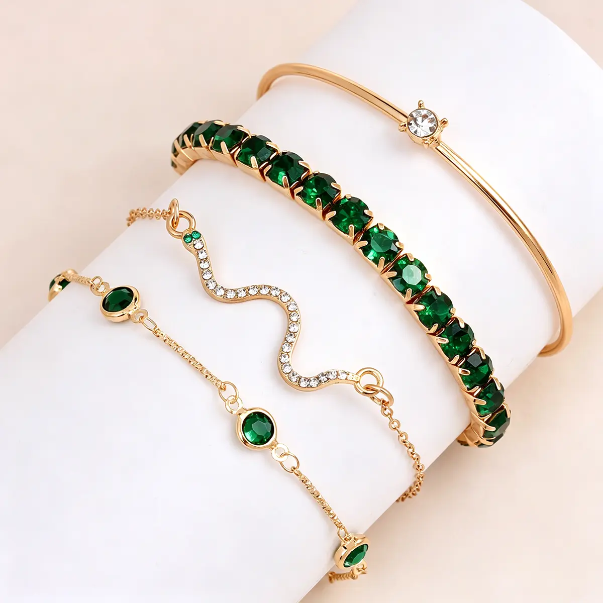 Women's Elegant 4pcs/Set Alloy Boho Gold Snake Bangles - Snake Green Cubic Zirconia Rhinestones, All-Fit Design, Stackable Bracelet, Daily/Birthday Party Costume Jewelry Gift, Boho Jewelry, Gold Snake Bracelets & Bangles
