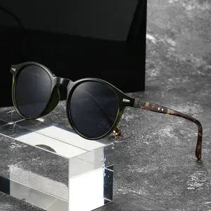 4-Pack Lightweight Round Frame Sunglasses for Women, Retro Fashion Style Shades for Daily Wear, Chic Minimalist Design