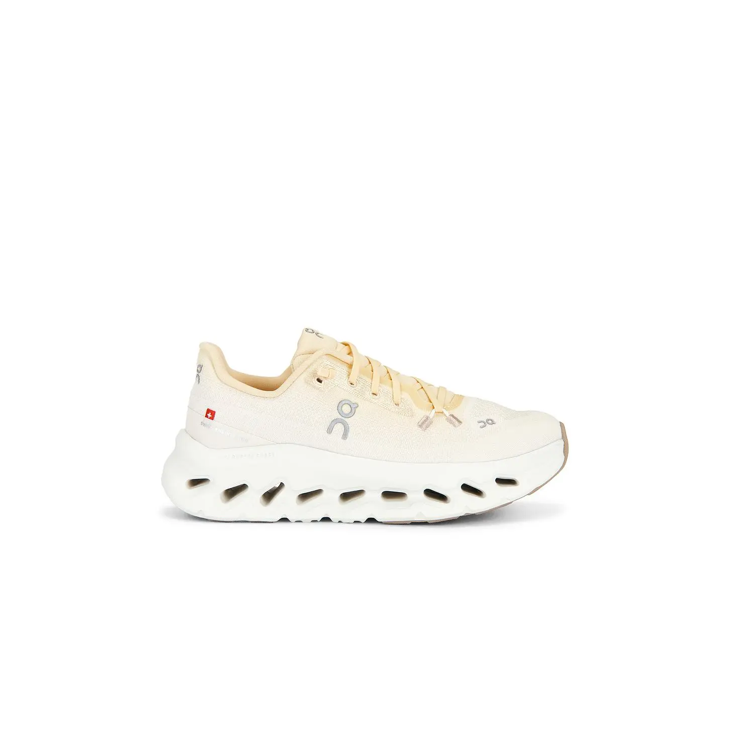 On Cloudtilt Sneaker in Blonde & Dew