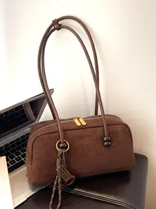 Retro brown one-shoulder underarm bag, simple, classic, fashionable and versatile, niche texture one-shoulder handbag, fashionable and exquisite, multi-color optional, suitable for daily commuting, shopping, etc. Daily Commuter Purse