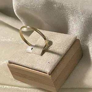 14k gold ring