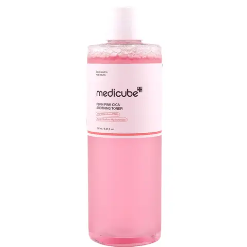 Medicube PDRN Pink Cica Soothing Toner, Hyaluronic Moisturizing Hydrating Formula for Redness Relief & Skin Restore (250ml), Calming, Sensitive