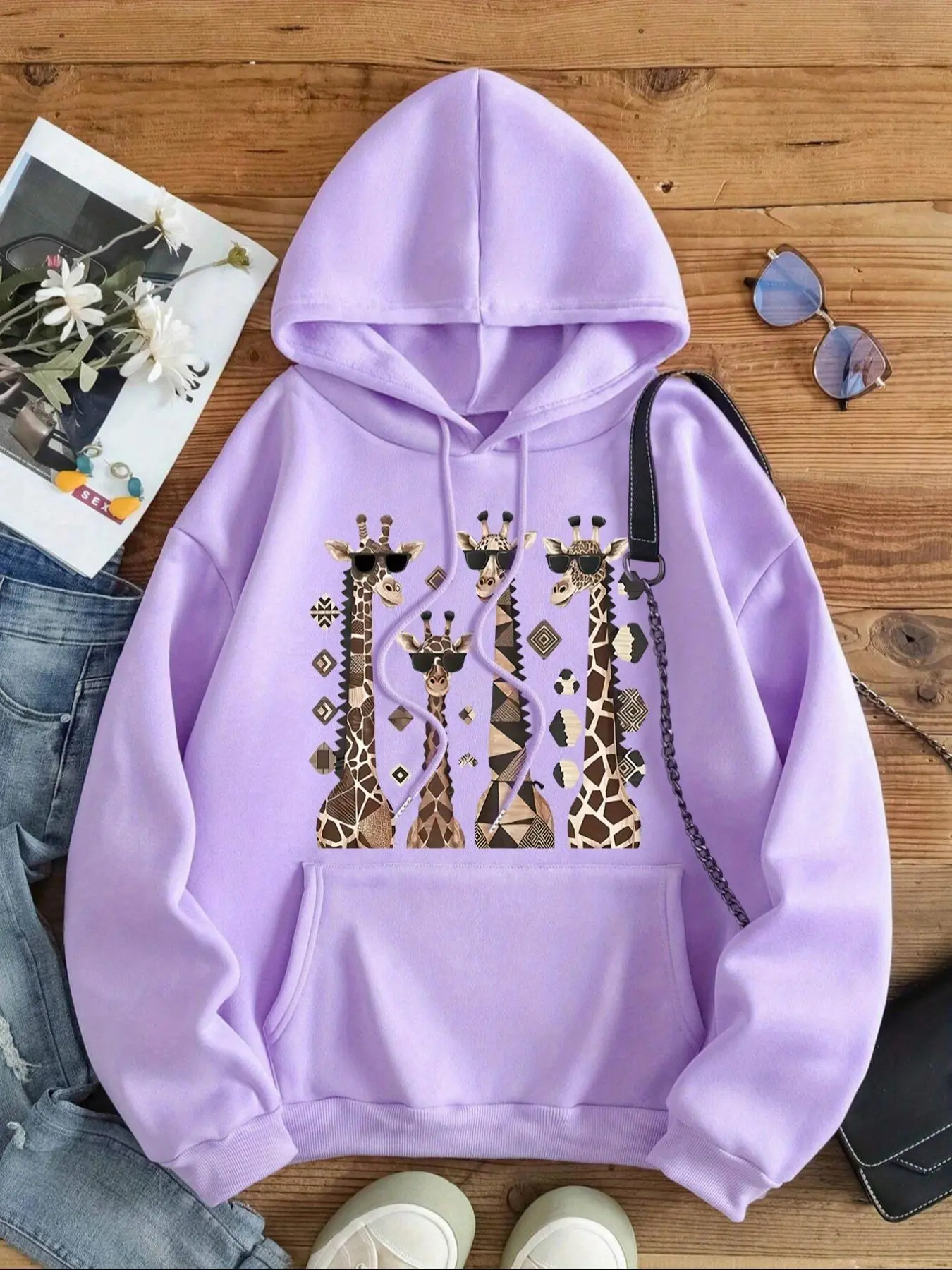【Plus Size】 Giraffe Print Drop Shoulder Drawstring Thermal Lined Hoodie, Fashion Casual Pocket Hooded Sweatshirt for Daily Outdoor Wear, Women Clothing for Fall & Winter
