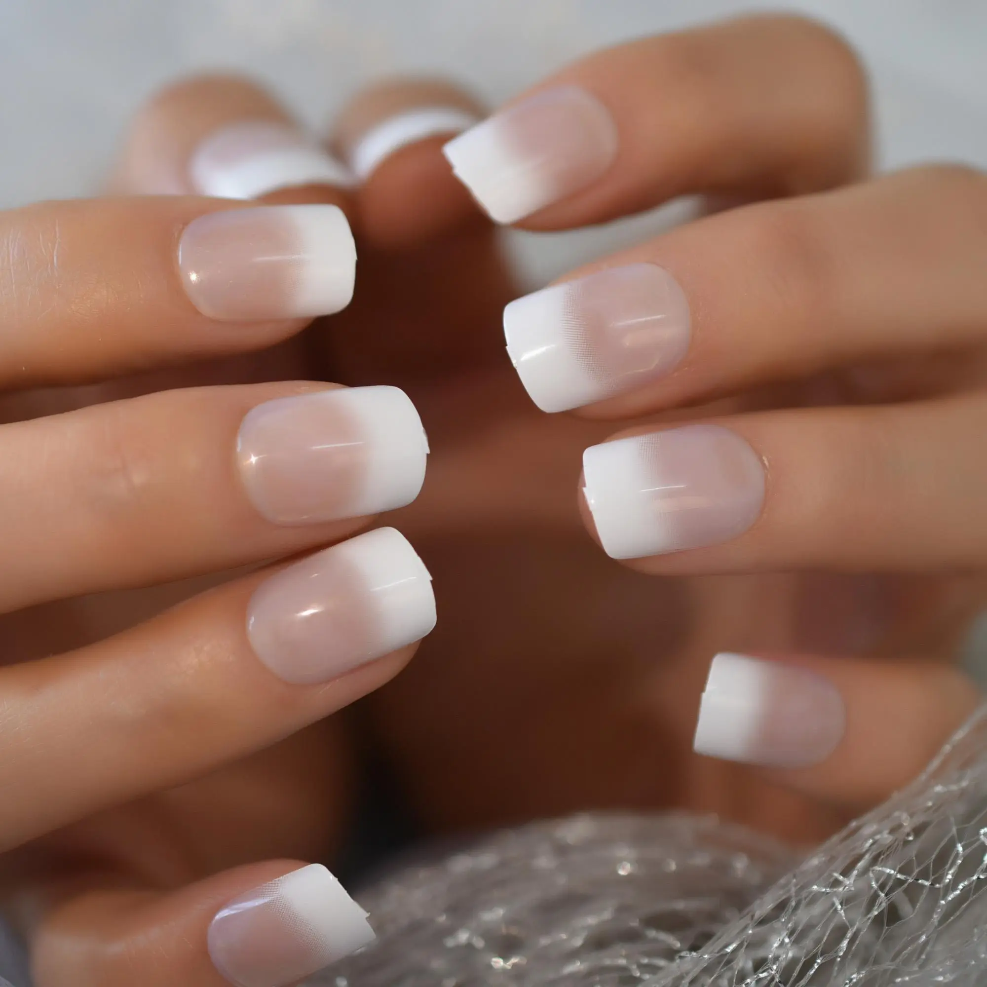 Fench Manicure 24 Pcs Press On Nail Tips Short Squoval Fingernails Reusable False Nails For Daily Wear Gradient Nail Tips Classy