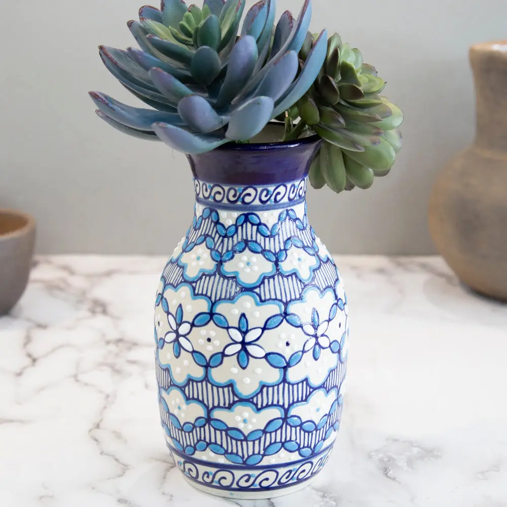 Coyoacán Hand-Painted Talavera Ceramic Flower Vase - 7'' Height, 2.5'' Diameter, 23 fl oz, Mexican Design Home Decor, Shelves Accent, All Seasons Gift for Home Enthusiasts