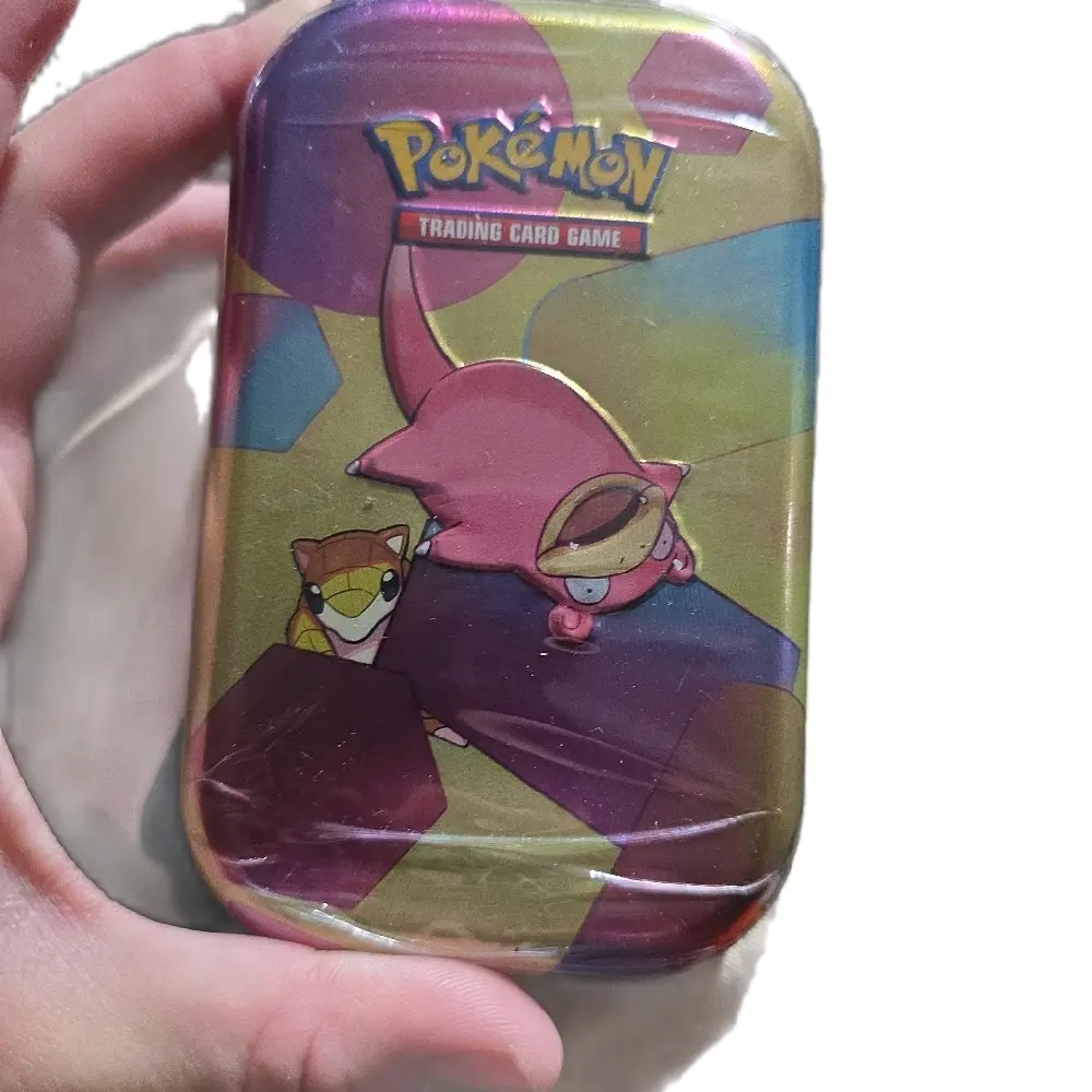 slowpoke  151 mini tin    -   Collectible tn featuring charactors