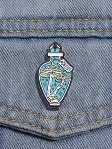 Fashionable Creative Mushroom Design Brooch, Cute Pin for Clothes Backpack Hat, Fashion Alloy Accessories for Daily Clothing Decor, Trendy All-match & Exquisite Brooch for Birthday Gift