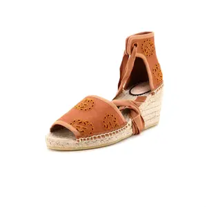 Pre-owned Gucci Women's Damita Espadrilles Interlocking G Embroidered Canvas by Rebag