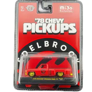 M2 Machines 1:64 Chevrolet Cheyenne Super CHASE