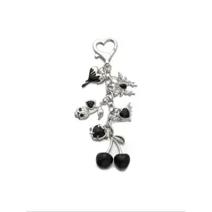 2026 New Release Fashion Cherry Heart Wing Keychain Rhinestone Inlaid Butterfly Alloy Keychain Exquisite Gift