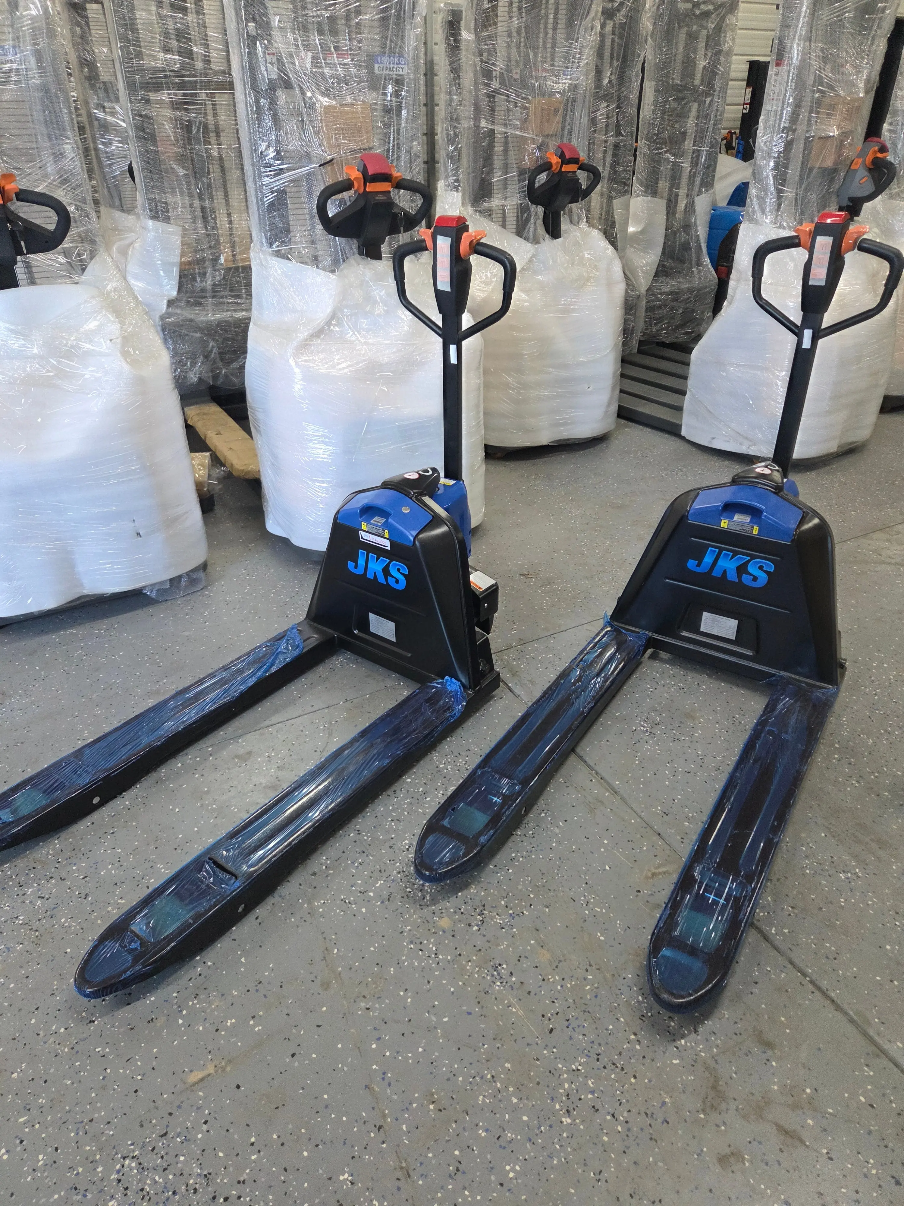 JKS 3300 electric pallet jack JKS 3300 electric pallet jack