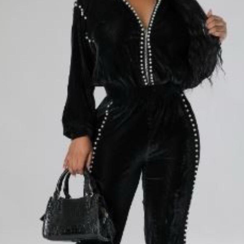 Jogger with Pearl Set - Black Long Sleeve Top & Matching Pants - Womenswear