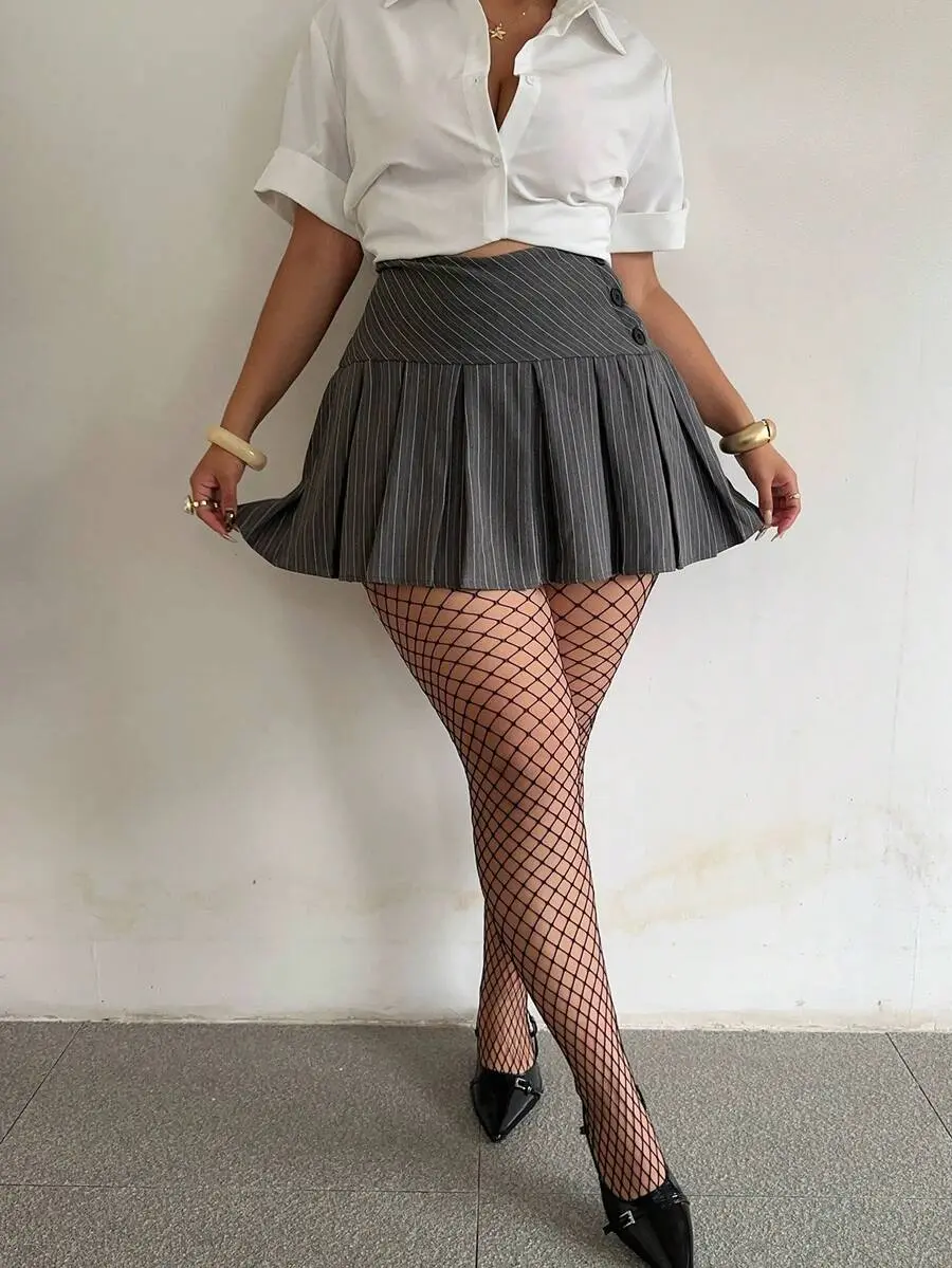 Plus Size Women's Fashionable Sexy Hollow Out Fishnet Leggings