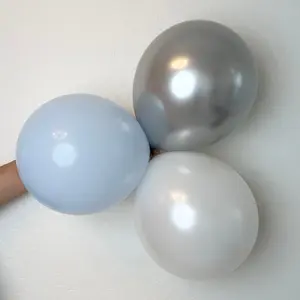 Frozen Mist Balloon Garland 3-in-1 Kit