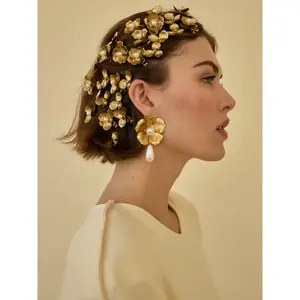 Elegant 2pcs Floral Pearl Hair Clips, Multi-Petal Design with Delicate Pearls, 14k Plated, Perfect Hair Accessory for Women