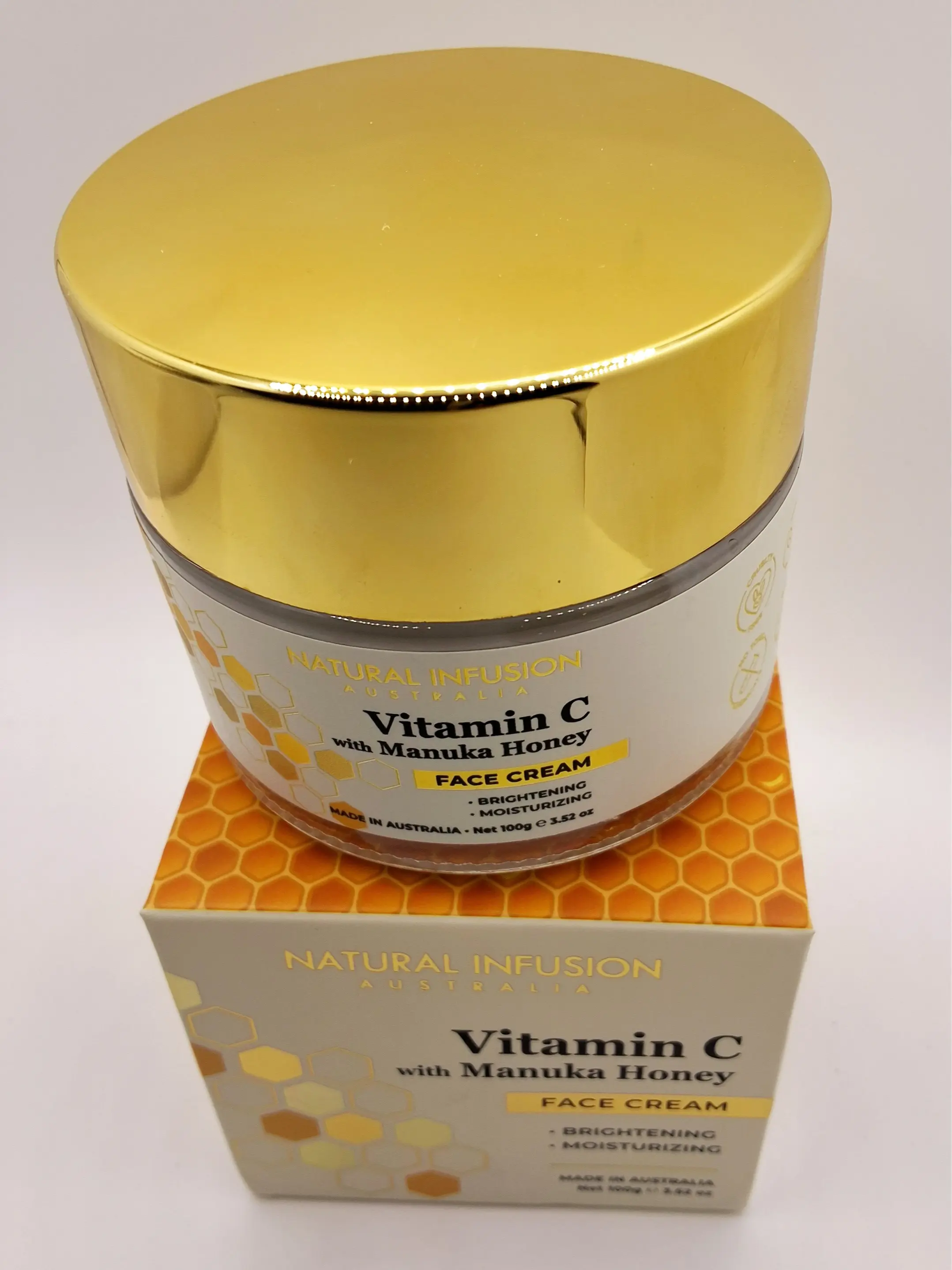 Natural Infusion Vitamin C with Manuka Honey, Brightening/Moisturizing Face Cream.