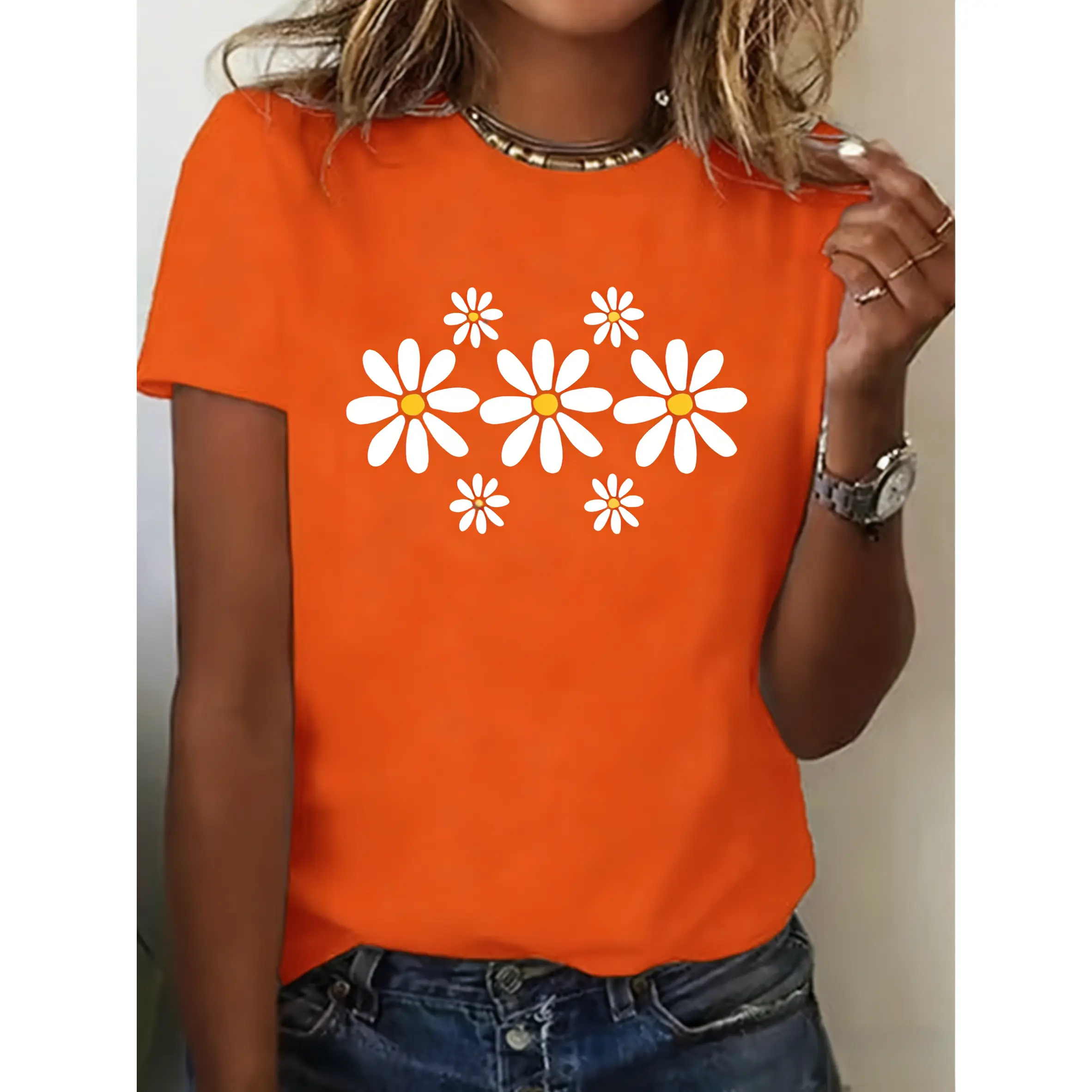 100% cotton plus-size women's daisy print T-shirt, cute white daisy pattern, casual round-neck short-sleeve T-shirt, comfortable and breathable everyday top, fashionable floral print casual T-shirt,summervibes Fit Medium Fabric Womenswear