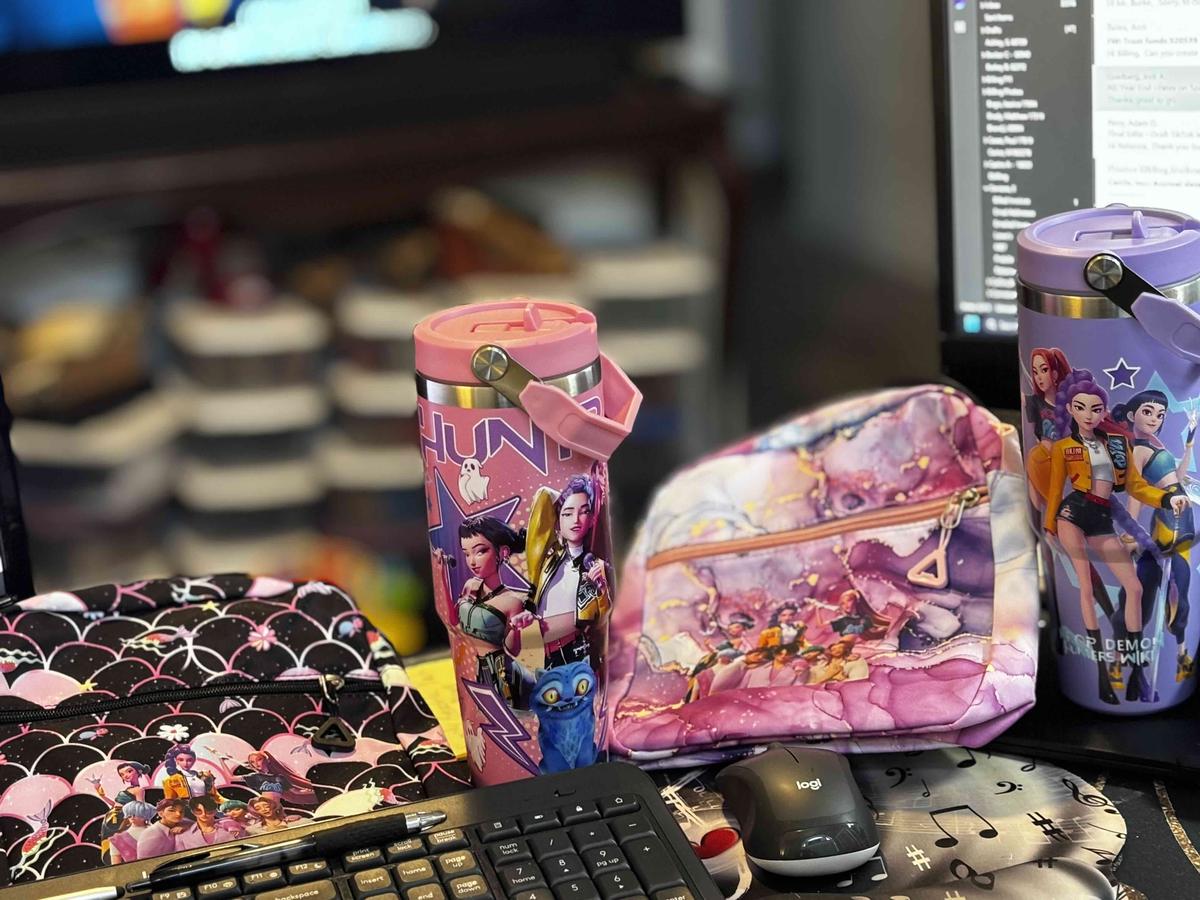 Item: Stainless steel water bottle, Purple