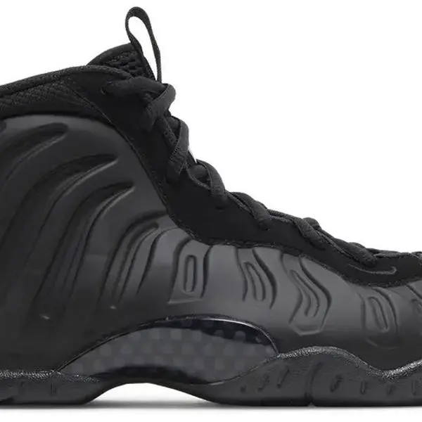NIKE Little Posite One (GS 6.5Y) Men's Plush Closed-Toe Laced Casual Trainers - Anthracite, Black, All Seasons, Bold Colorway, Plush Synthetic, Brand New with Possible Box Damage