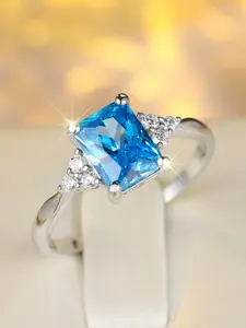 Exquisite Rhinestone Decor Rectangle Rings for Women & Girls Holiday Party Delicate Jewelry Engagement Ring, Perfect for Daily Wear Jewlry Accessories Anniversary Gift