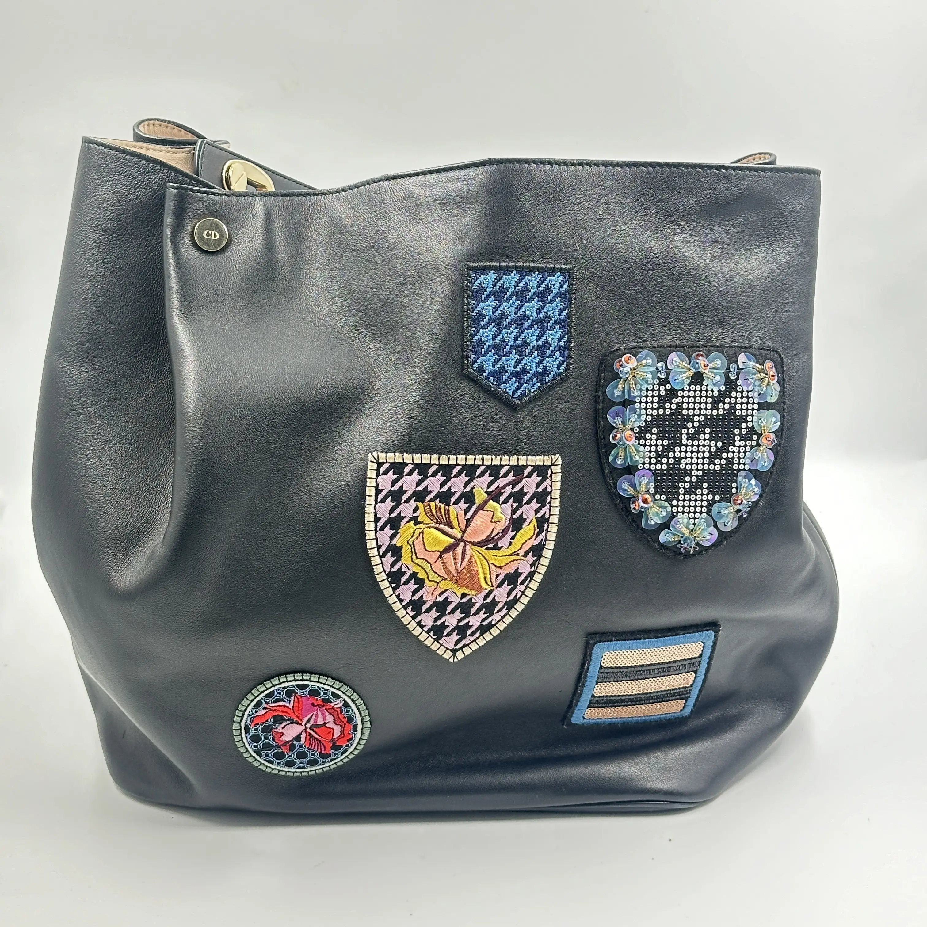 Pre-owned Dior Christian Diorific Patch Bucket Bag A101464
