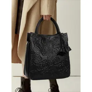 2026 Light luxury and elegant vintage women's floral embossed handbag with large capacity, fashionable vegan leather tote bag, detachable shoulder strap for women's wallet and shoulder bag, suitable for daily use and work, making it a perfect holiday gift