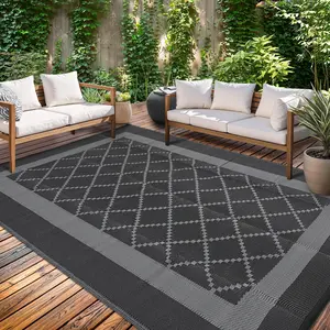 Modern Diamond-patterned Geometric Double-sided Plastic Straw Rug Reversible Waterproof Outdoor Rug for Decks RVs Picnics Beaches Balconies and Porches UV Protection Easy to Clean