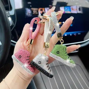 Elegant Fashion Embellished Ceramic Canvas Shoe Car Keychain, Metal Sparkling Shoe Bag Charm Key Ring Gift Box
